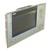 Tấm HMI tiêu chuẩn thân thiện người dùng SIEMENS 6AV2124-1MC01-0AX0 Điện áp nguồn cấp: 24VDC; 12.1 inch; 1280x800 pixel; 16.777.216 màu; Bộ nhớ trong: 12MB (ROM); Không; 1 cổng RS-422/485, 1 cổng RS-422, 1 cổng USB device, Thẻ Micro SD, 1 cổng Ethernet