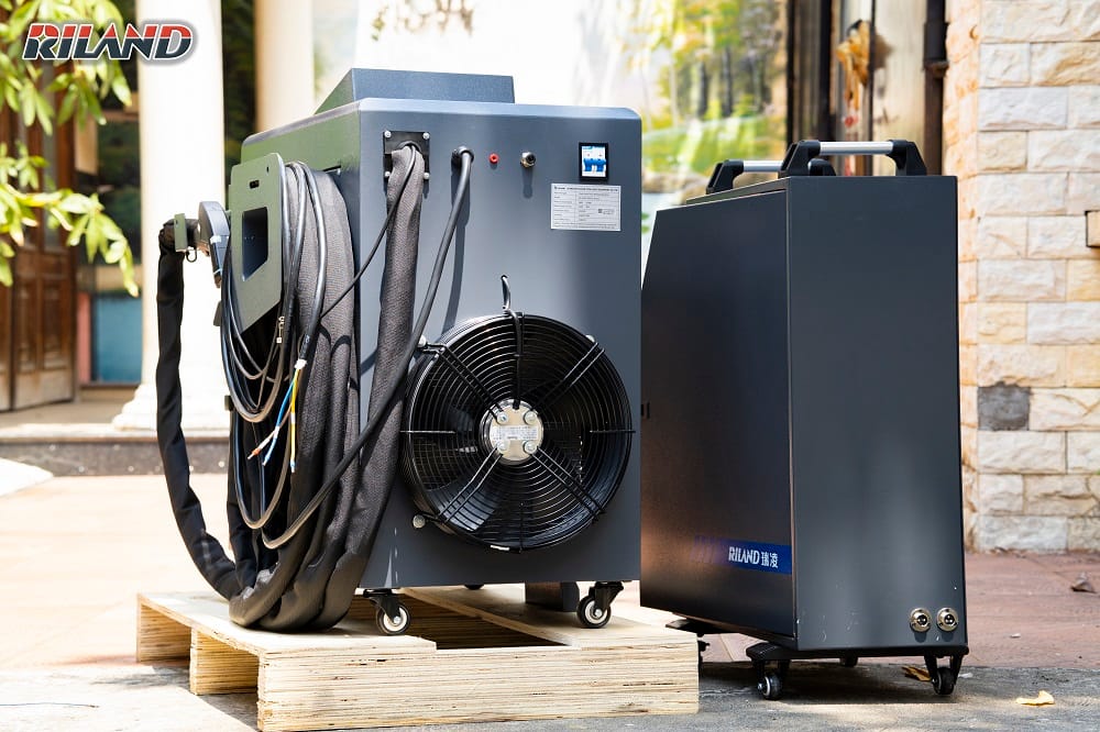 MÁY HÀN LASER RL-HLW-2000W