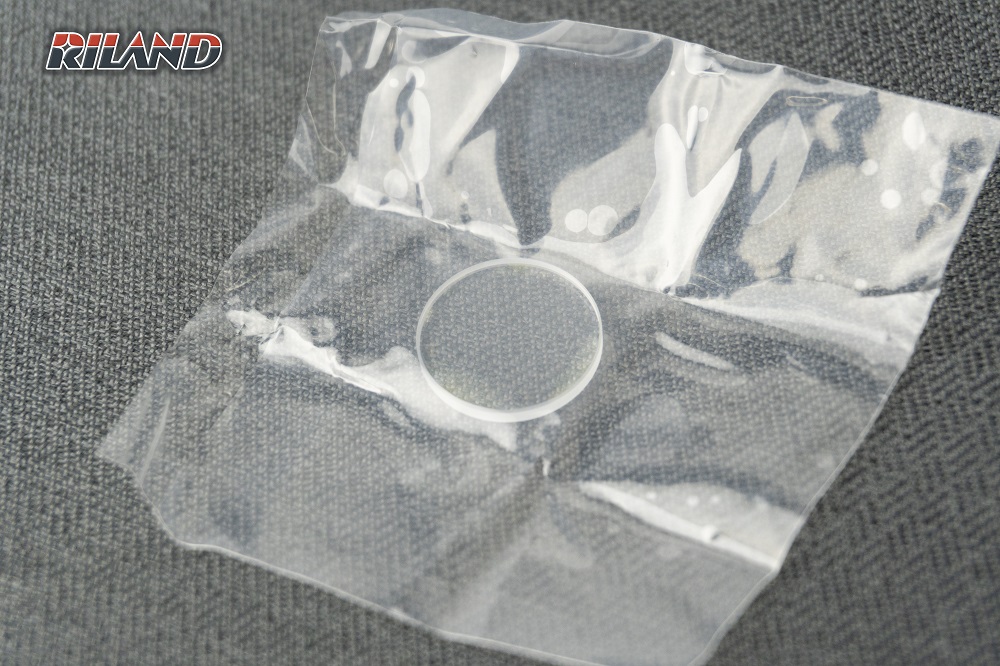 thau-kinh-bao-ve-d18t2(laser)-cs2nho